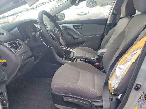 2016 HYUNDAI ELANTRA