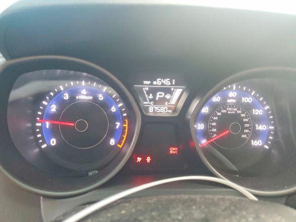 2016 HYUNDAI ELANTRA