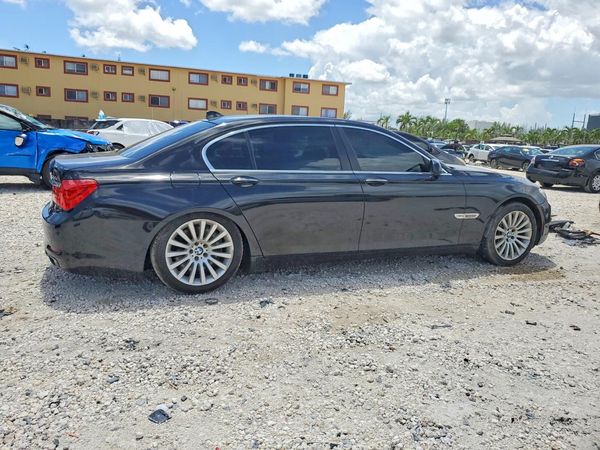 2012 BMW 750 750Lxi/Alpina B7 xDrive