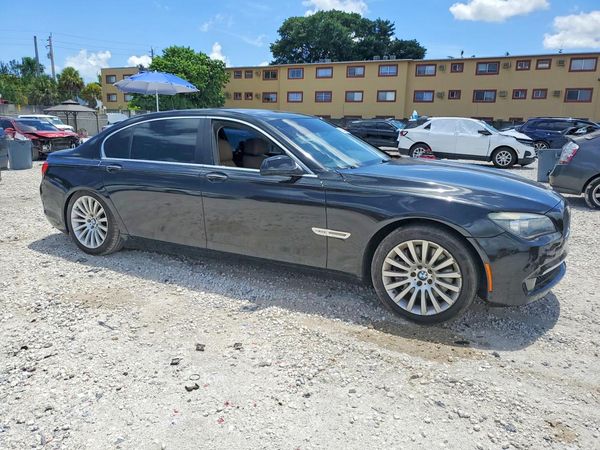2012 BMW 750 750Lxi/Alpina B7 xDrive