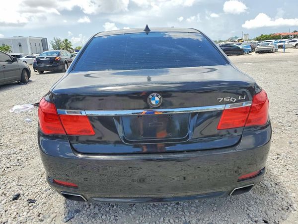 2012 BMW 750 750Lxi/Alpina B7 xDrive
