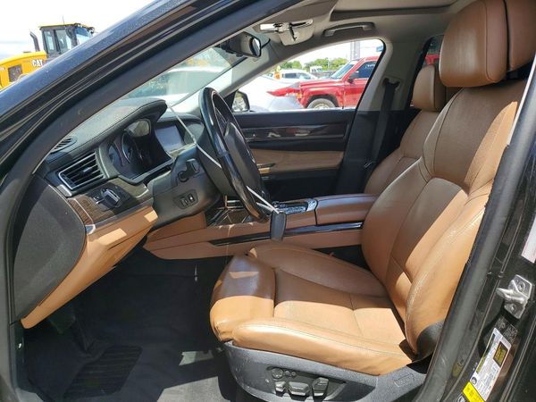 2012 BMW 750 750Lxi/Alpina B7 xDrive