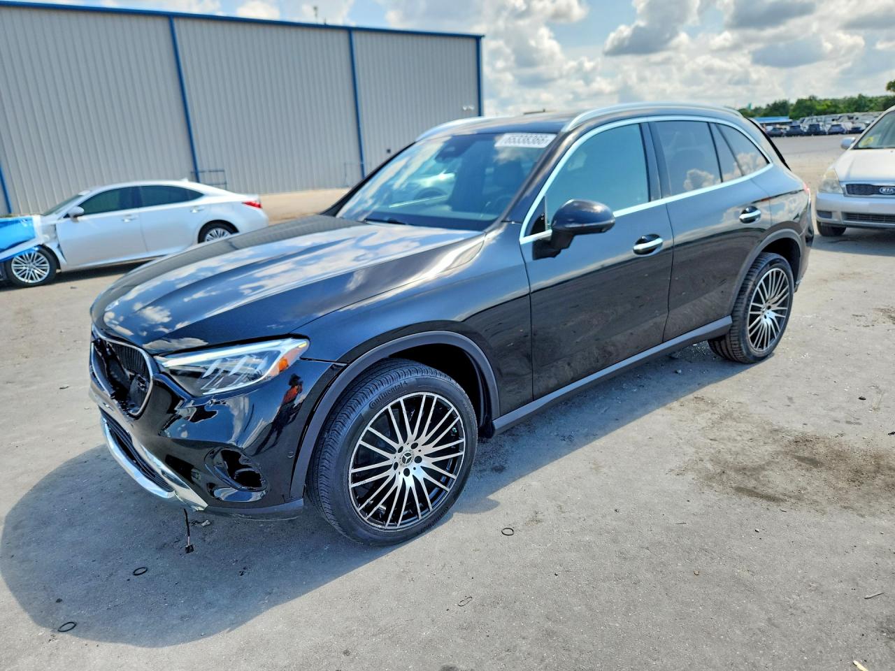 2025 MERCEDES-BENZ GLC GLC300