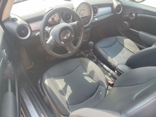 2013 MINI COOPER