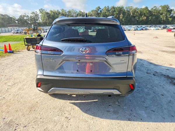2026 TOYOTA COROLLA CROSS