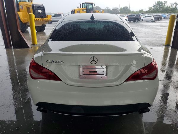 2015 MERCEDES-BENZ CLA CLA250