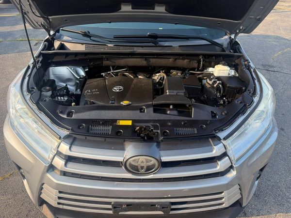 2017 TOYOTA HIGHLANDER SE/XLE