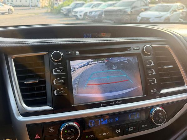2017 TOYOTA HIGHLANDER SE/XLE