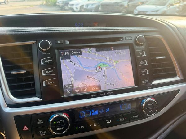 2017 TOYOTA HIGHLANDER SE/XLE