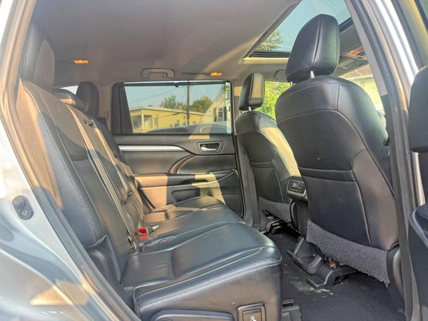 2017 TOYOTA HIGHLANDER SE/XLE
