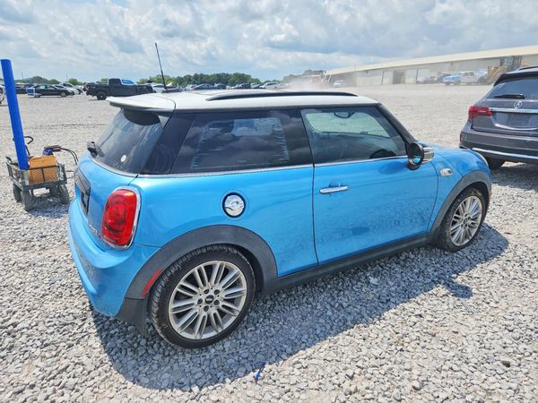 2016 MINI COOPER