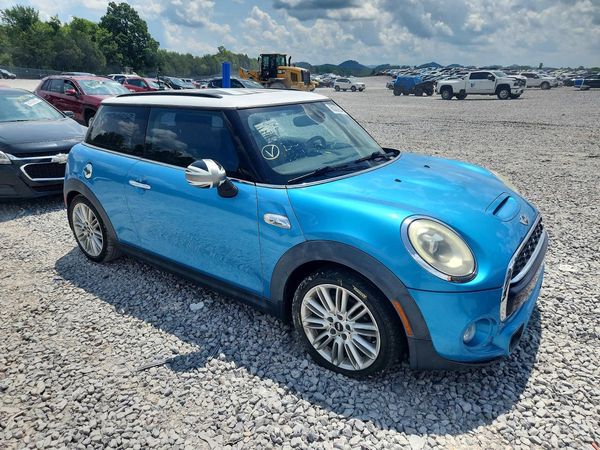 2016 MINI COOPER