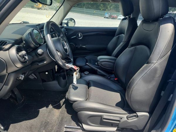 2016 MINI COOPER