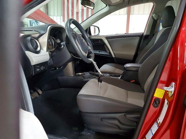 2015 TOYOTA RAV4 LE (X Grade)