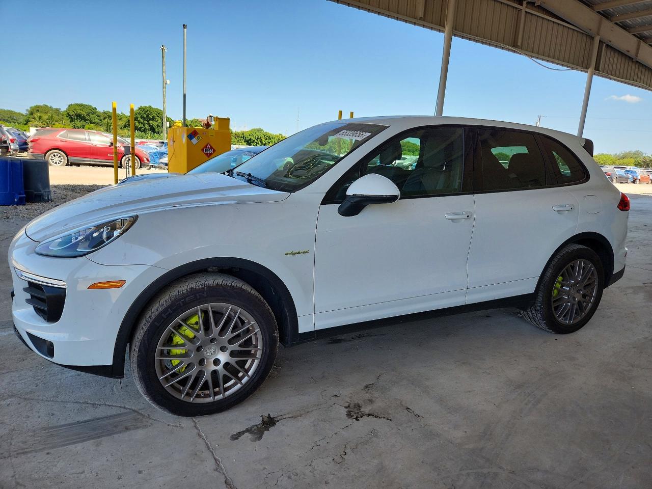 2016 PORSCHE CAYENNE E-Hybrid