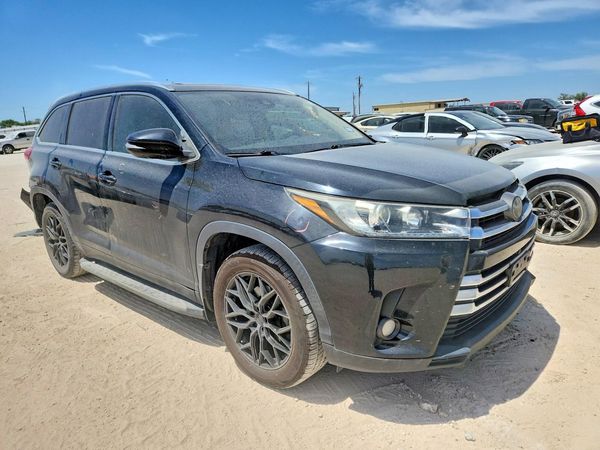 2017 TOYOTA HIGHLANDER