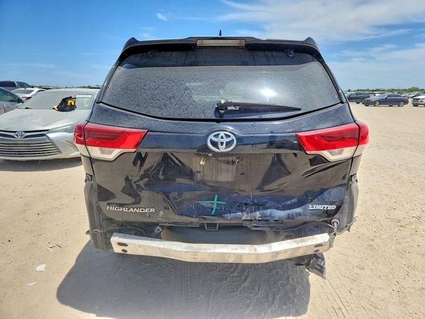 2017 TOYOTA HIGHLANDER
