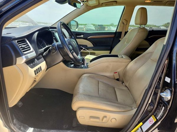 2017 TOYOTA HIGHLANDER