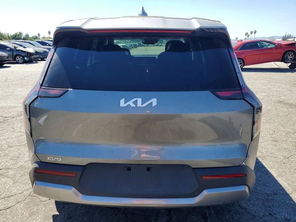 2024 KIA EV9
