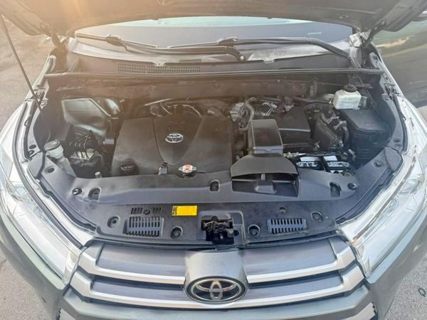2019 TOYOTA HIGHLANDER SE/XLE