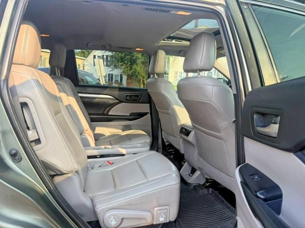 2019 TOYOTA HIGHLANDER SE/XLE