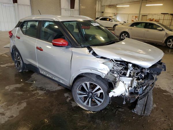 2018 NISSAN KICKS — Passenger 3/4