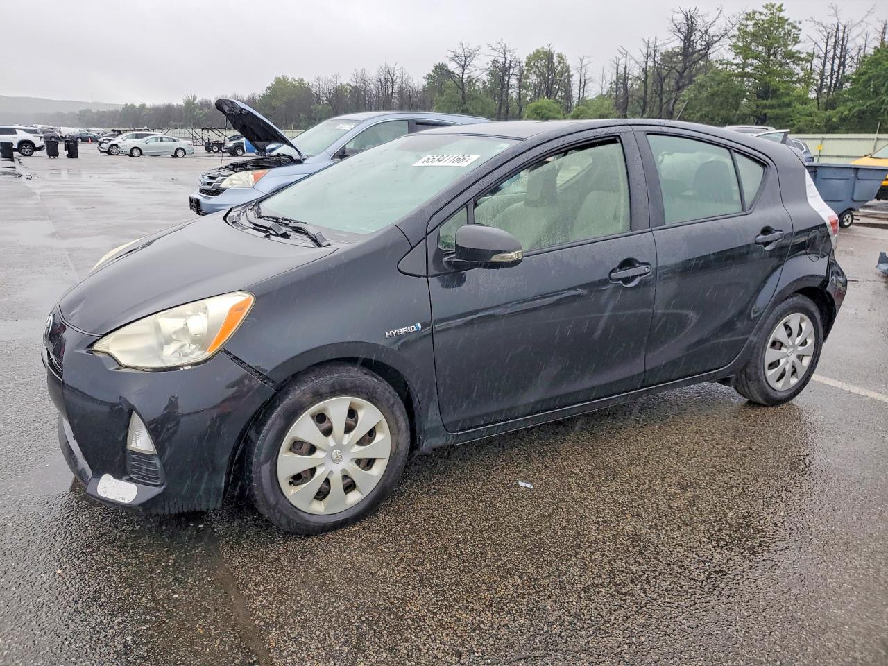 2012 TOYOTA PRIUS C ON