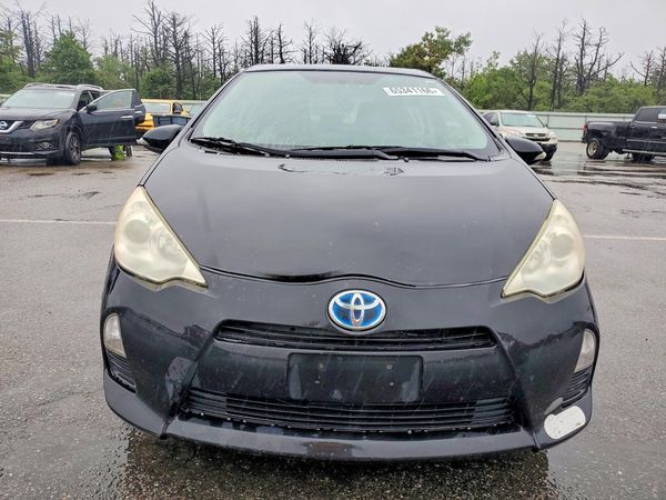 2012 TOYOTA PRIUS C ON