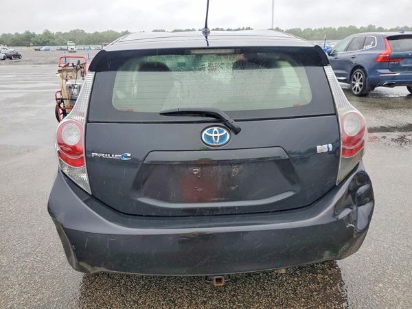 2012 TOYOTA PRIUS C ON