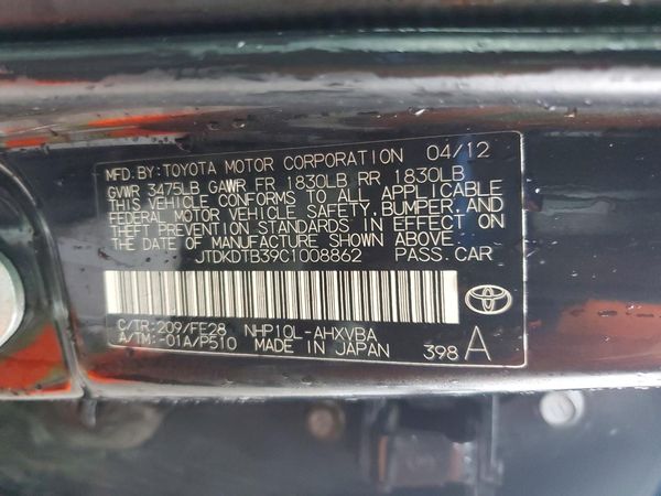 2012 TOYOTA PRIUS C ON
