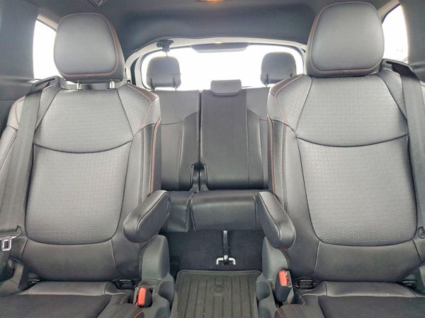 2024 TOYOTA SIENNA XSE