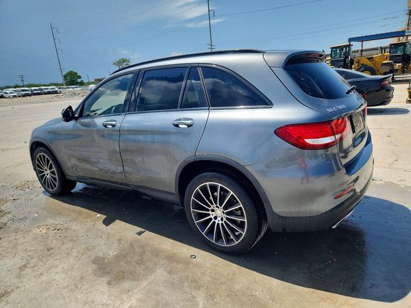 2016 MERCEDES-BENZ GLC GLC300