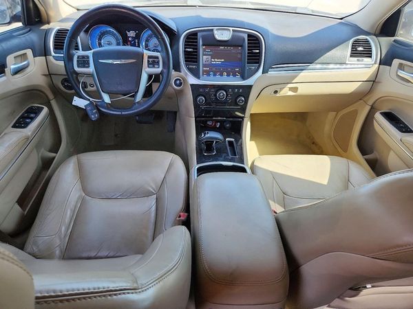 2013 CHRYSLER 300 Base/Limited