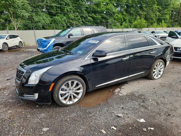 2017 CADILLAC XTS Luxury