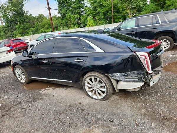 2017 CADILLAC XTS Luxury