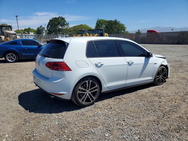 2017 VOLKSWAGEN GTI