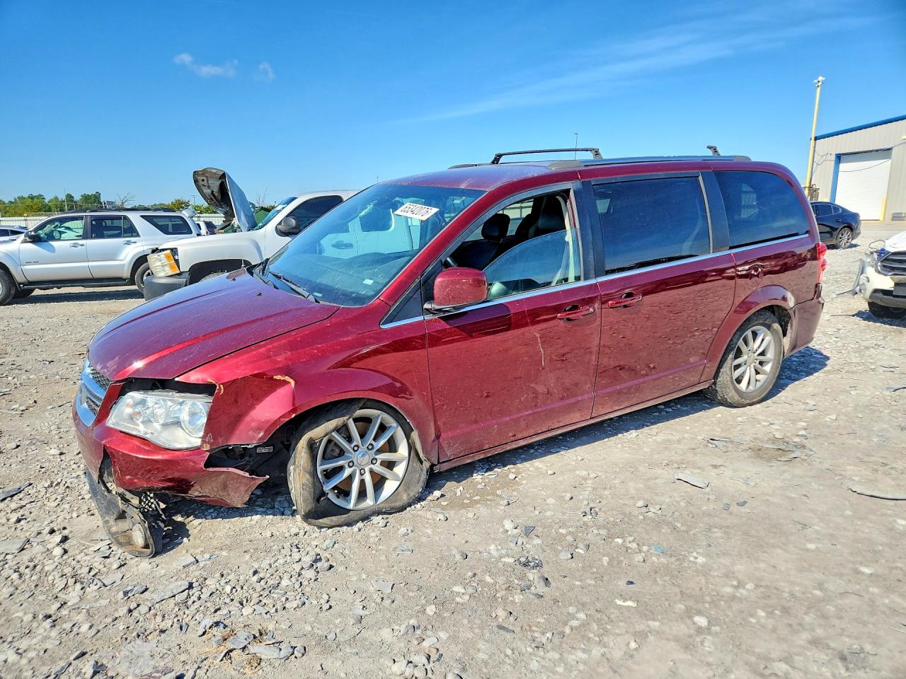 2019 DODGE GRAND CARAVAN — Front 3/4