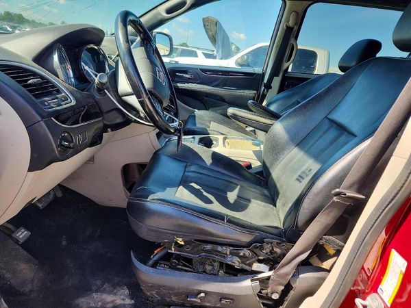 2019 DODGE GRAND CARAVAN — DENT