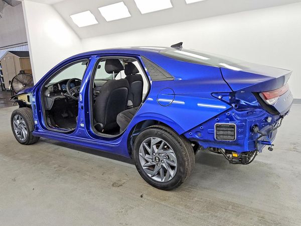2024 HYUNDAI ELANTRA Blue