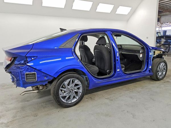 2024 HYUNDAI ELANTRA Blue
