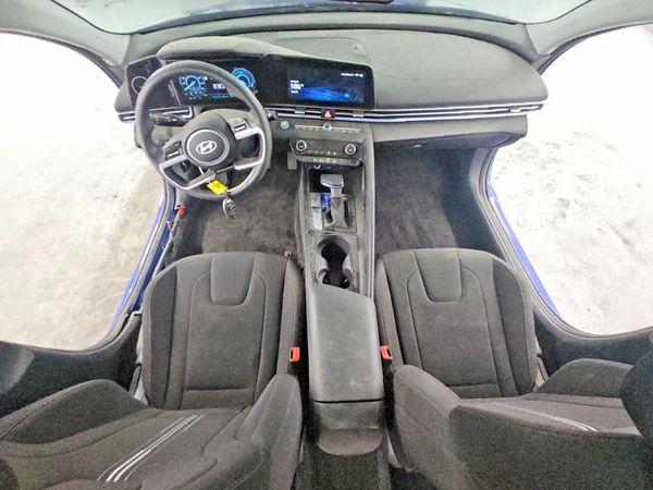 2024 HYUNDAI ELANTRA Blue