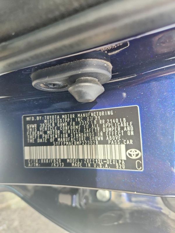 2021 TOYOTA COROLLA