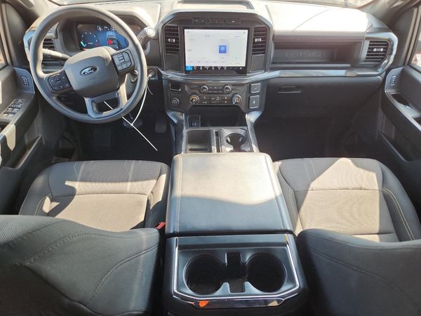 2024 FORD F150
