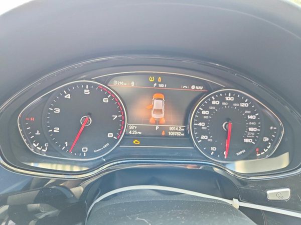 2017 AUDI A8 quattro Sport L
