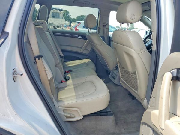 2013 AUDI Q7 Premium Plus