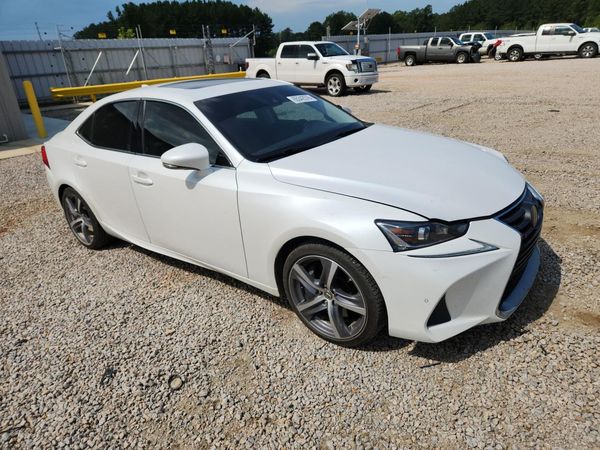 2018 LEXUS IS 300