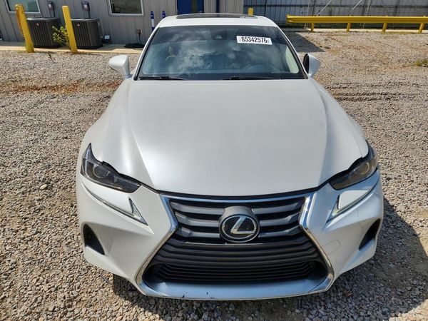 2018 LEXUS IS 300
