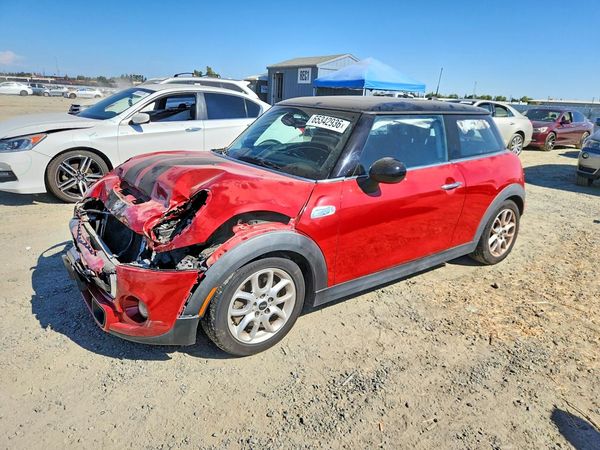 2015 MINI COOPER