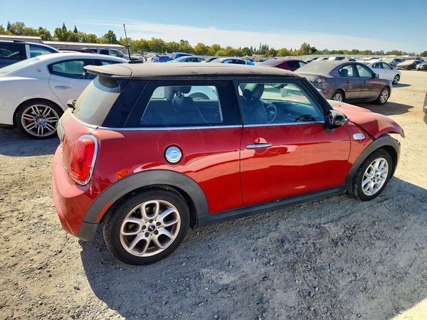 2015 MINI COOPER
