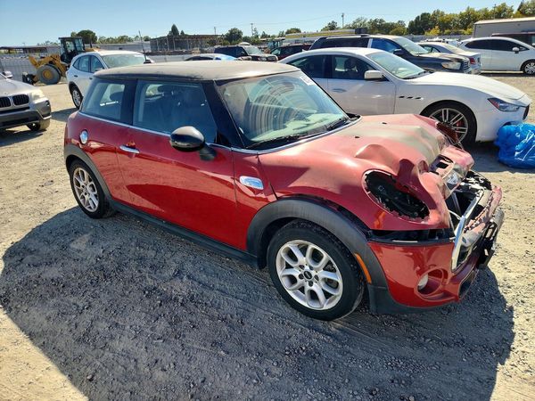 2015 MINI COOPER